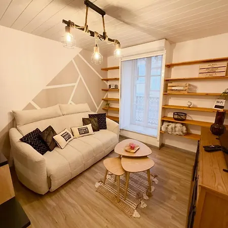 L'escapade Pannessac Troisieme Etage Daire