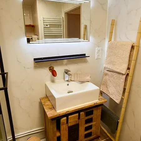 L'escapade Pannessac Troisième étage Appartement *